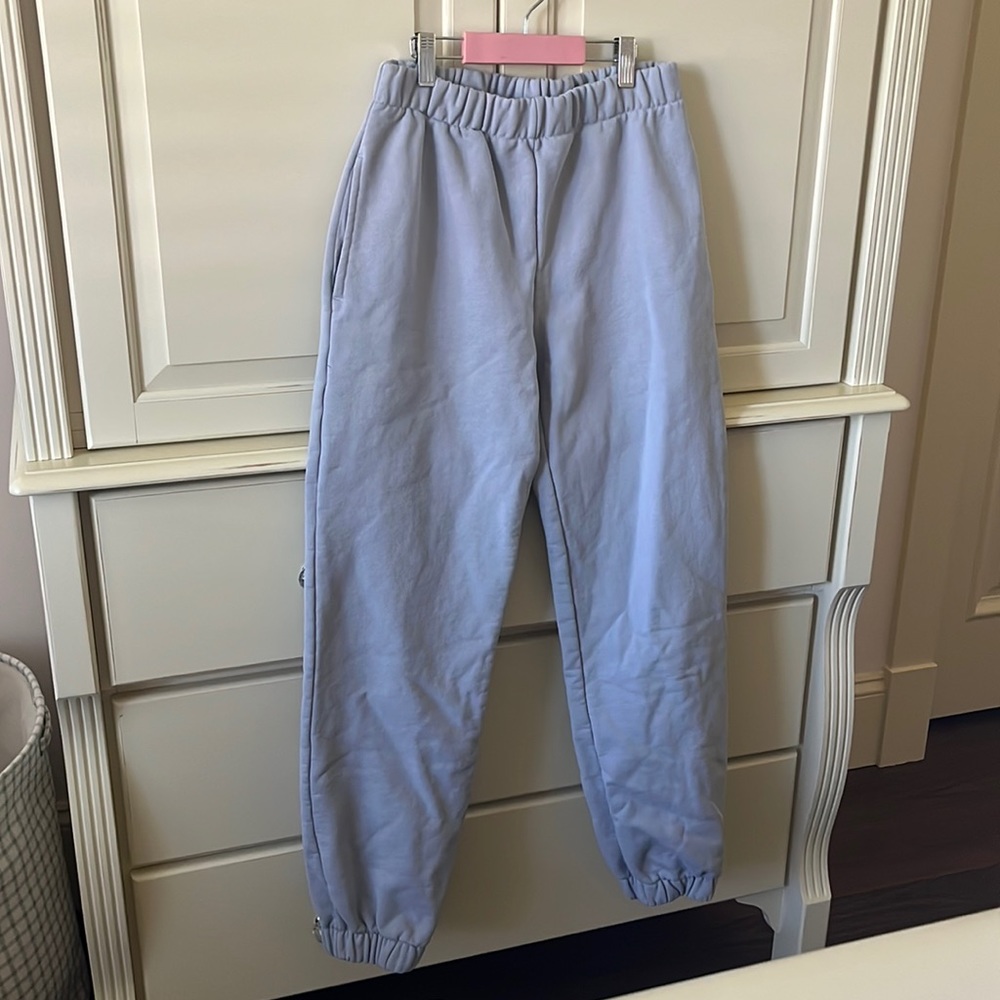 Brandy Melville Rosa Sweatpants